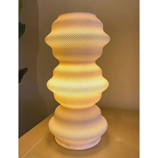 Illustration numéro 2 du produit Lampe design organique en biopolymère