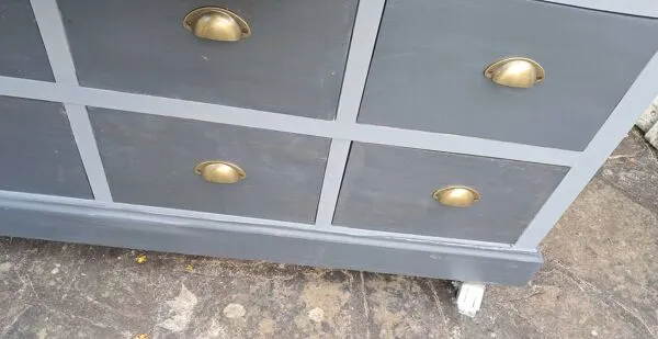 Illustration numéro 2 du produit meuble de metier 15 tiroirs