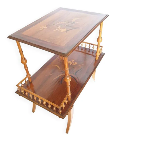 Illustration numéro 2 du produit Table à thé Art Nouveau école de Nancy, début XXe