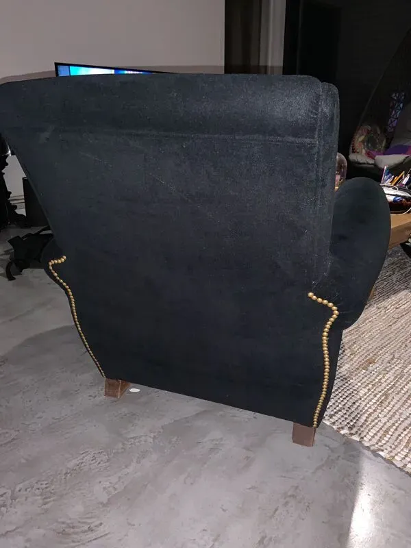 Illustration numéro 2 du produit Fauteuil club