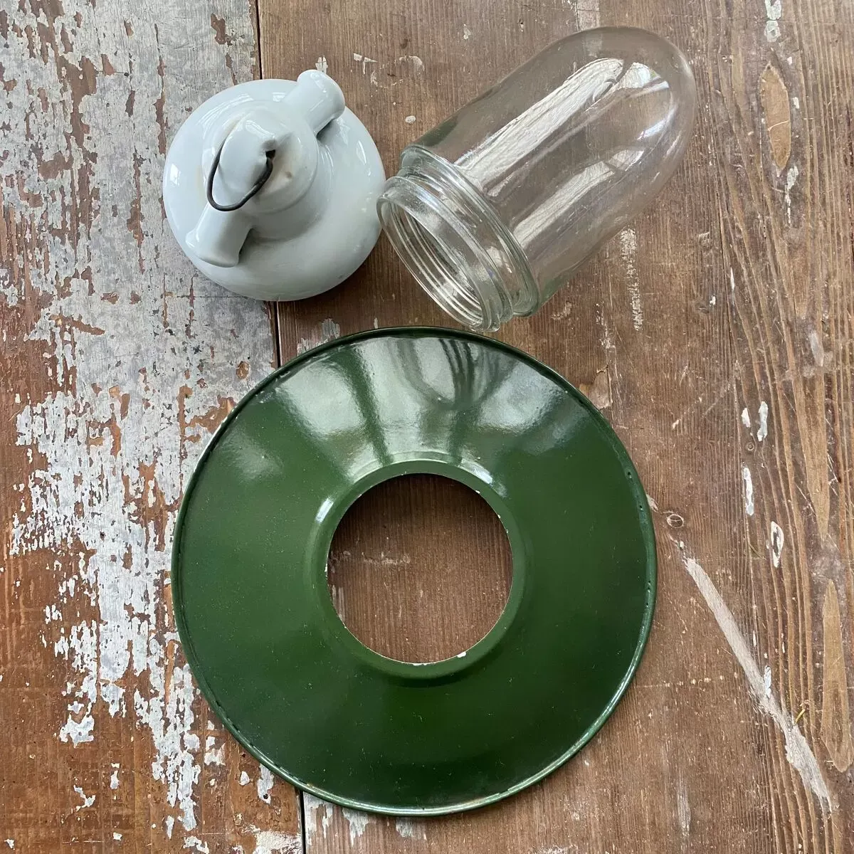 Illustration numéro 2 du produit Suspension industrielle