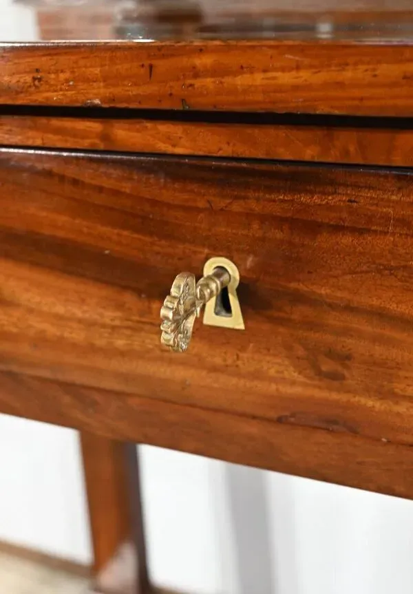 Illustration numéro 2 du produit Coiffeuse Écritoire en Acajou, époque Retour d’Égypte – Début XIXe