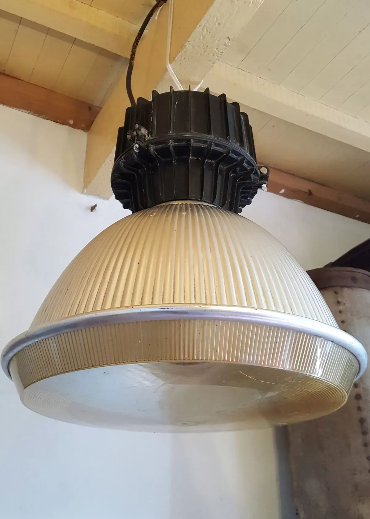 Illustration numéro 2 du produit Suspension industrielle