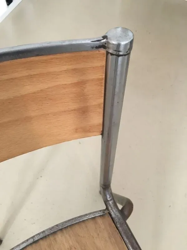 Illustration numéro 2 du produit Chaise bistrot