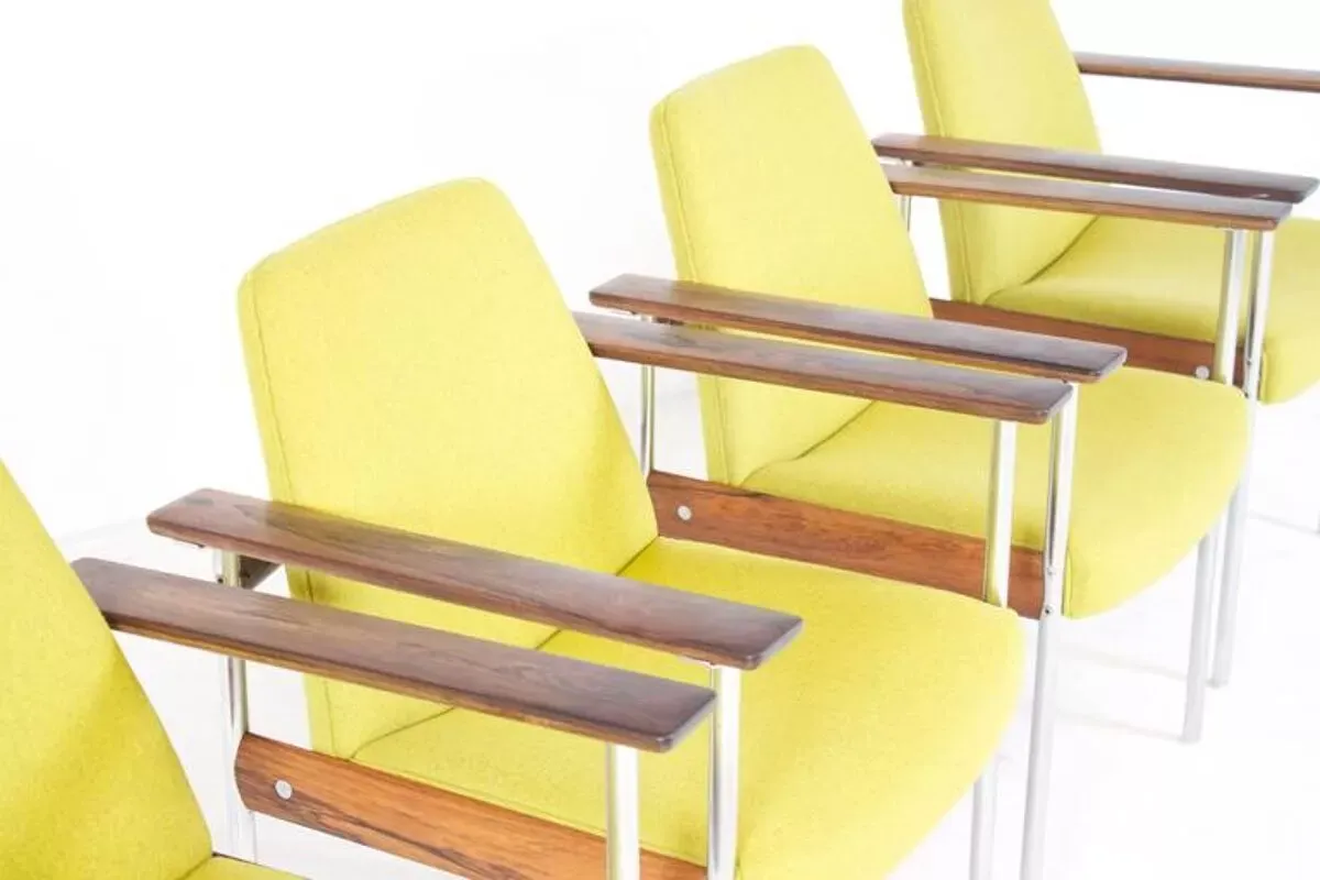 Illustration numéro 2 du produit Quatre chaises  Sven Ivar Dysthe pour Dokka Møbler