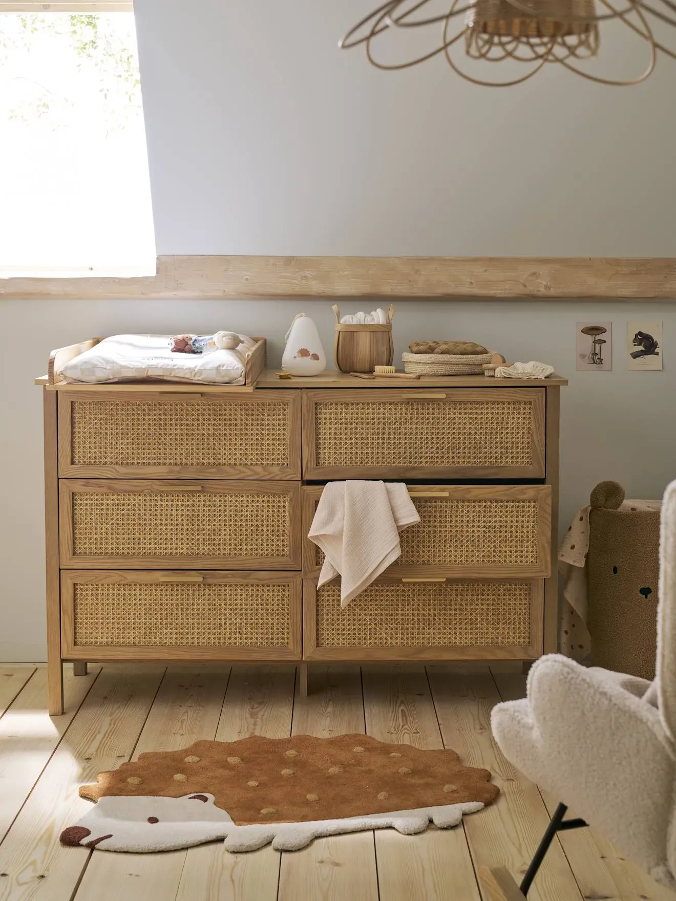 Illustration numéro 2 du produit Commode double cannage avec 6 tiroirs, profondeur 42cm bois