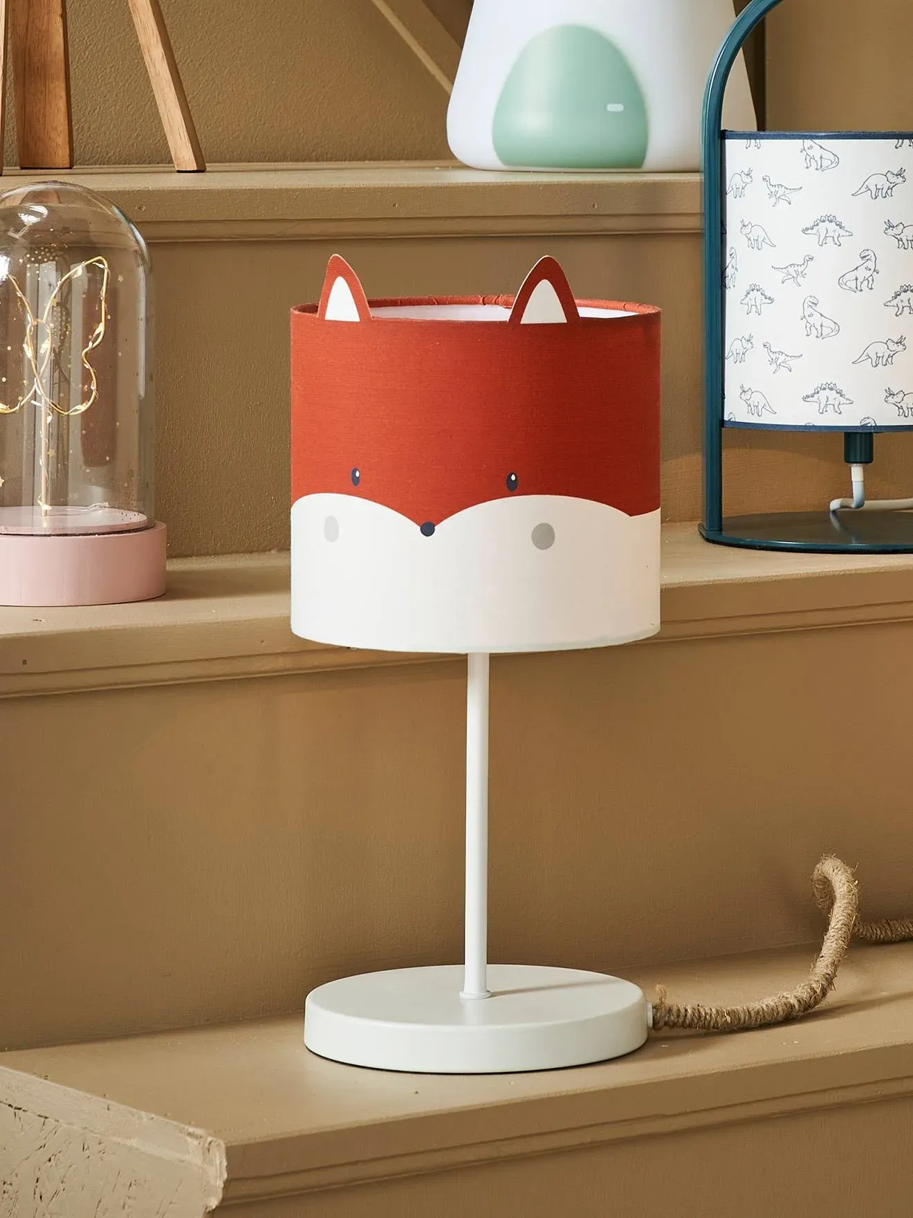 Illustration numéro 2 du produit Lampe de chevet Renard blanc