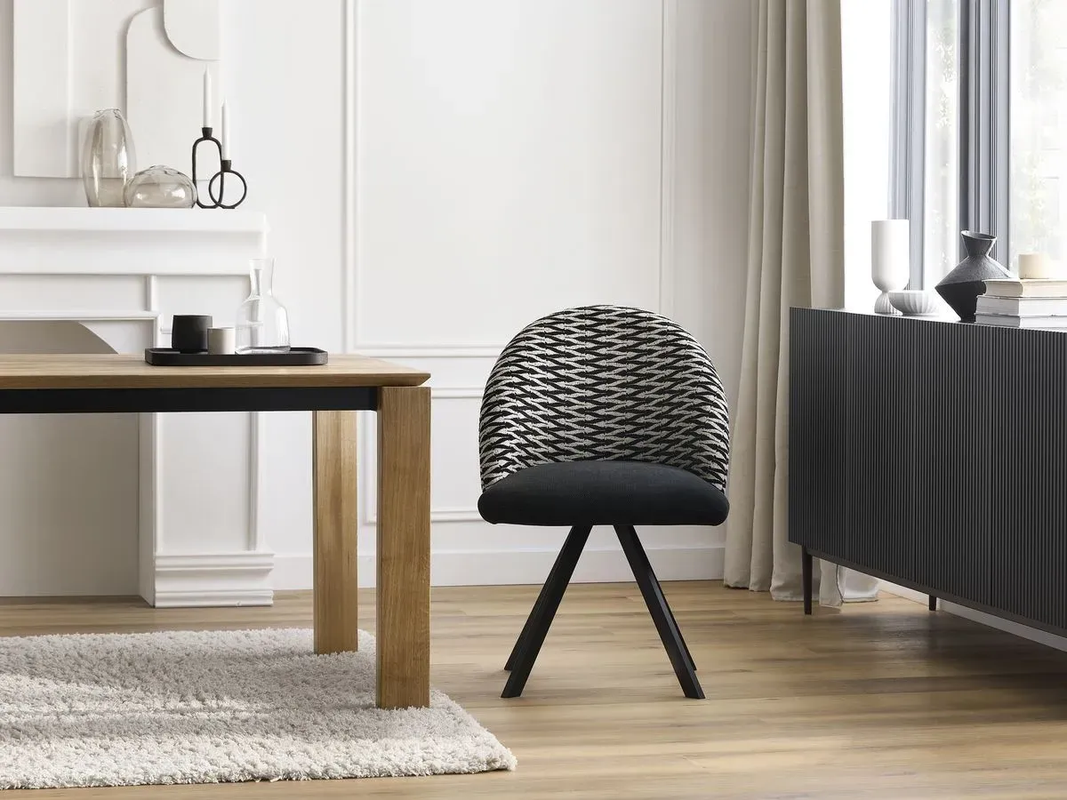 Illustration numéro 3 du produit Chaise LALIE édition limitée avec pieds étoile    BOBOCHIC