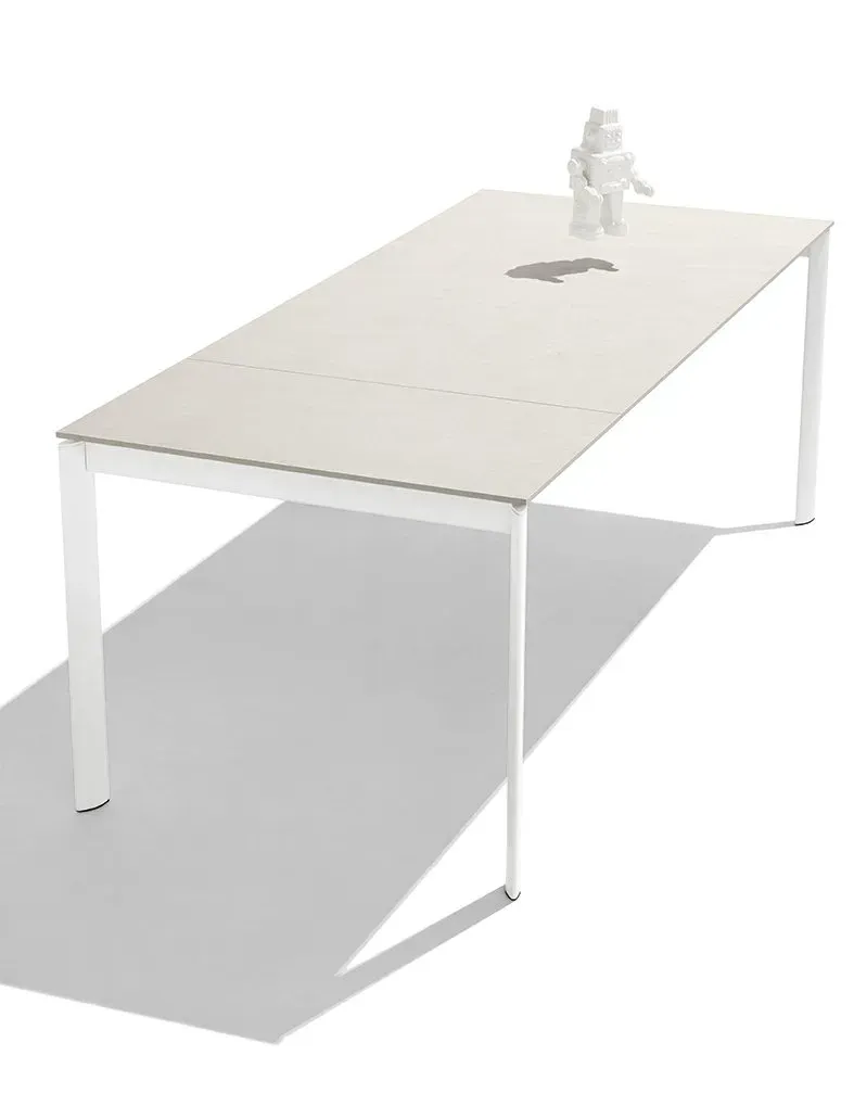 Illustration numéro 3 du produit Table extensible 8 couverts EMINENCE EVO 210cm structure métal plateau mélaminé beige
