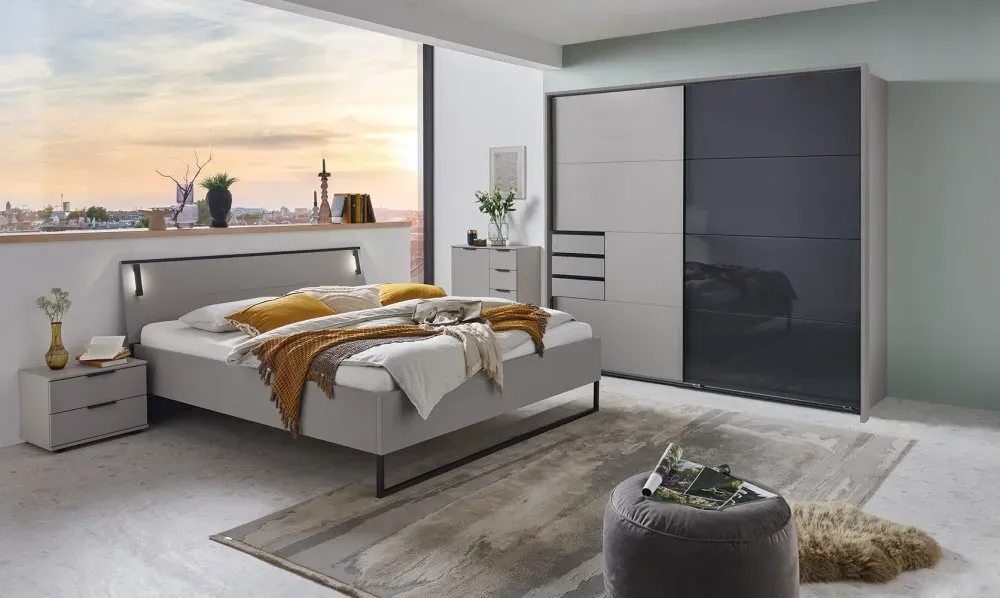 Illustration numéro 3 du produit Armoire 2 portes coulissantes 3 tiroirs TILBURG 225 cm gris Sahara verre noir et graphite