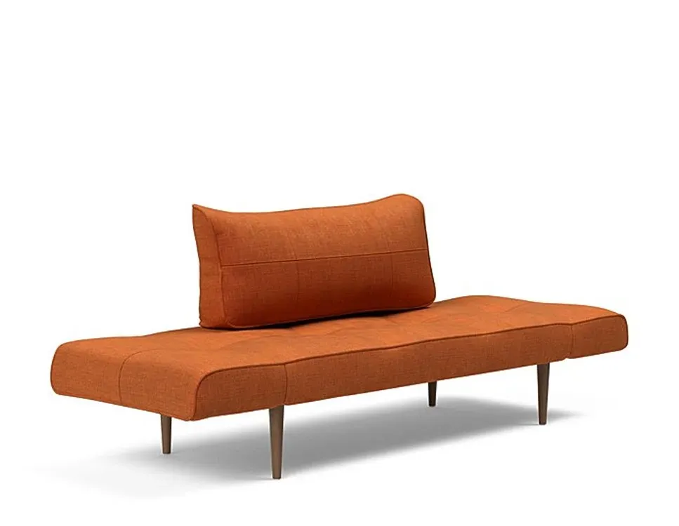Illustration numéro 3 du produit Canapé lit  ZEAL STYLETTO cadre acier piétement chêne foncé tissu Esina Rust Orange