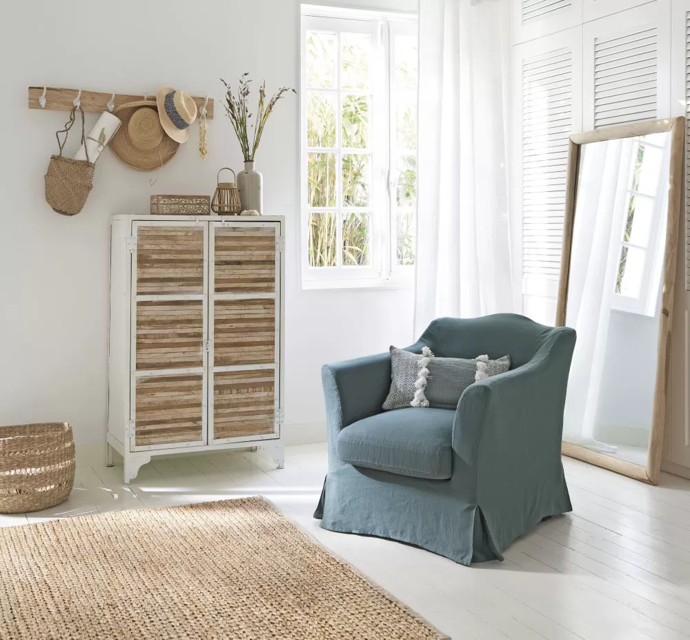 Illustration numéro 3 du produit Buffet en métal blanc L75