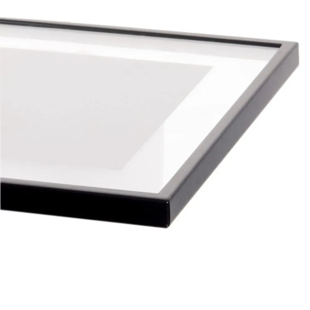 Illustration numéro 3 du produit Cadre photo en métal noir 10x15