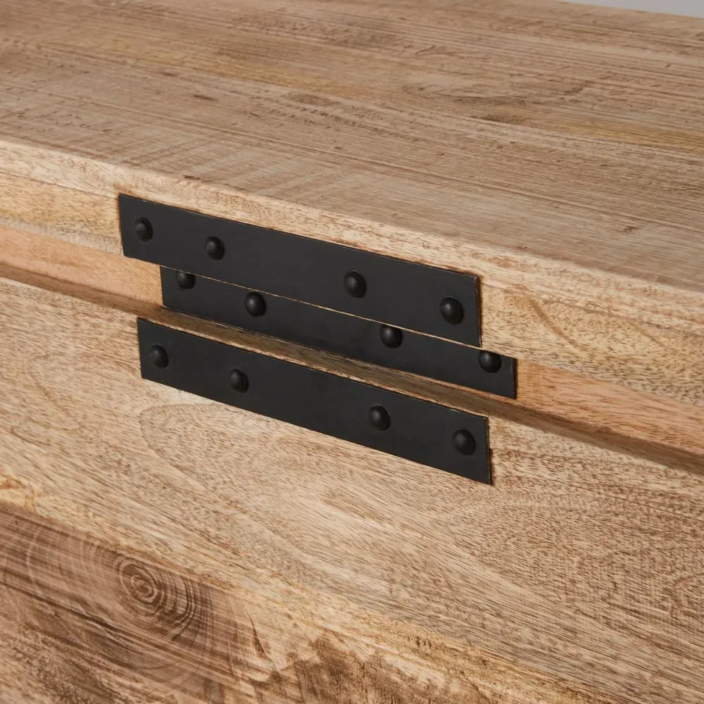 Illustration numéro 3 du produit Coffre en bois de manguier et métal