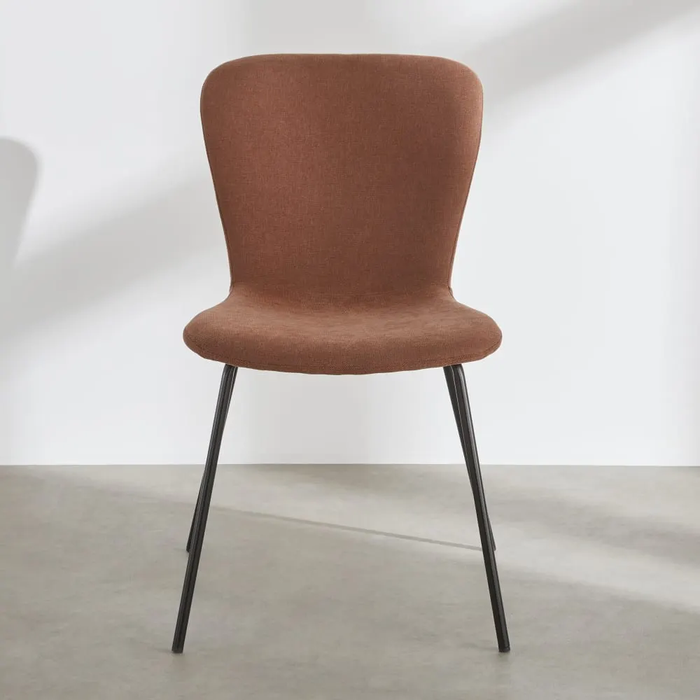 Illustration numéro 3 du produit Chaise en tissu chenille coloris rouille et pieds en acier noir