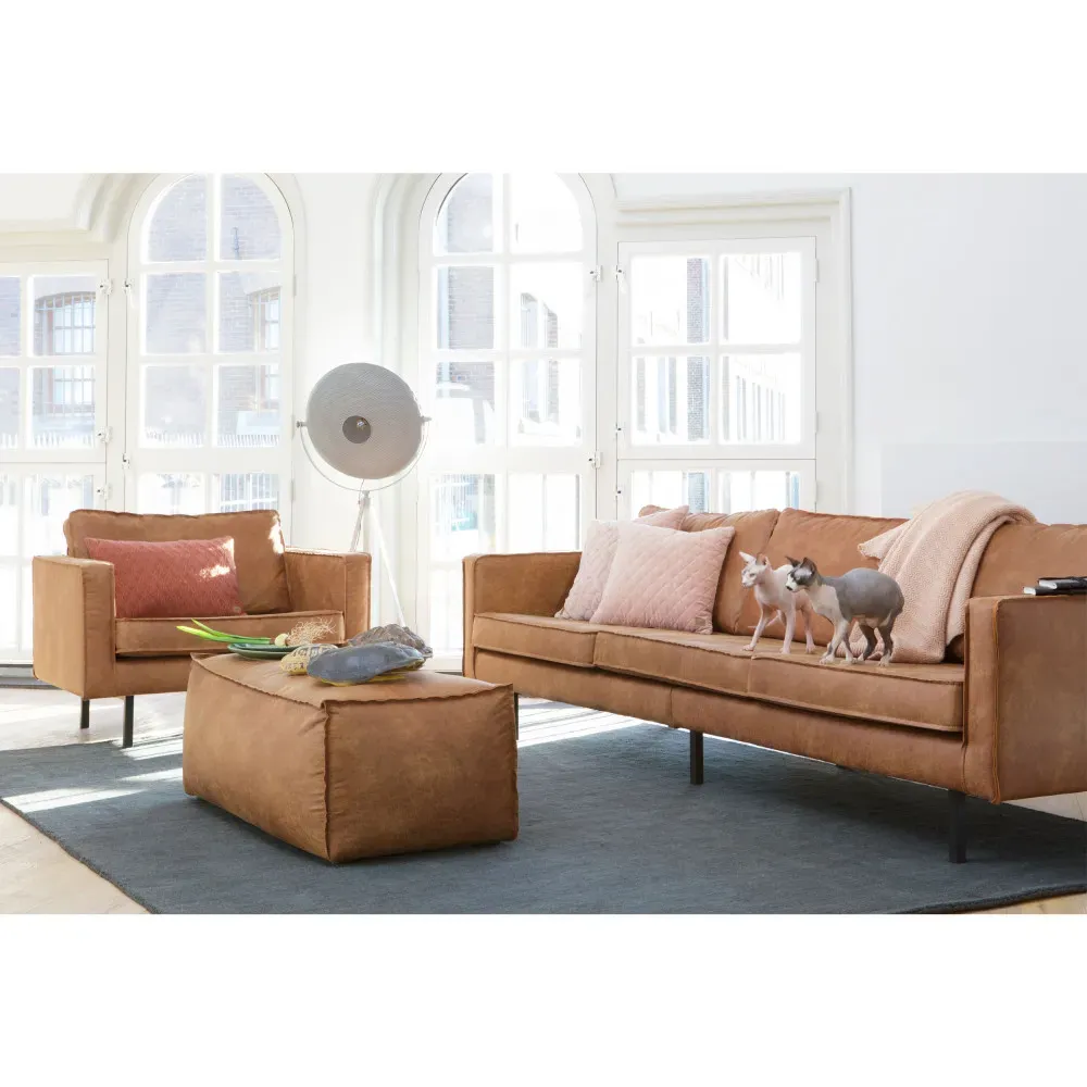 Illustration numéro 3 du produit Fauteuil en éco cuir marron cognac