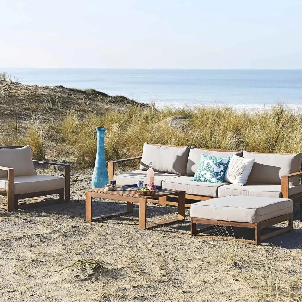 Illustration numéro 3 du produit Salon de jardin en bois 5 places avec coussins beiges