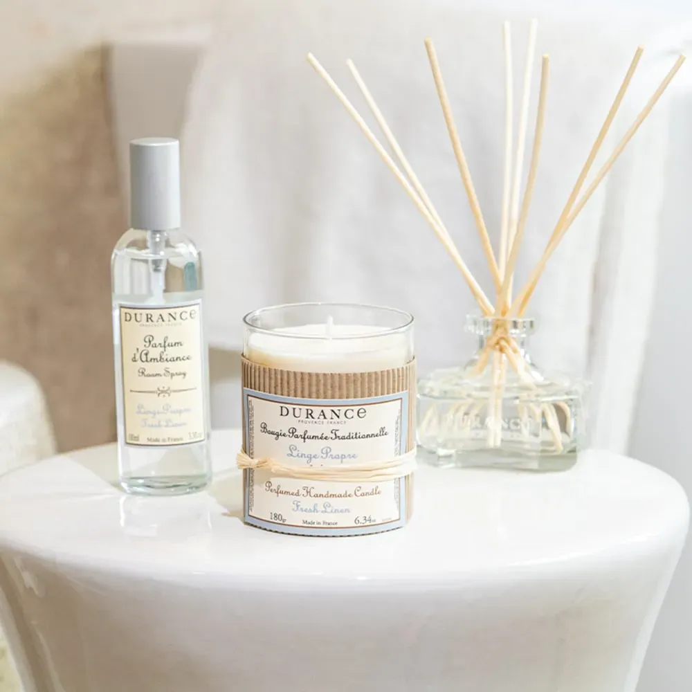 Illustration numéro 3 du produit Bougie Parfumée Linge Propre