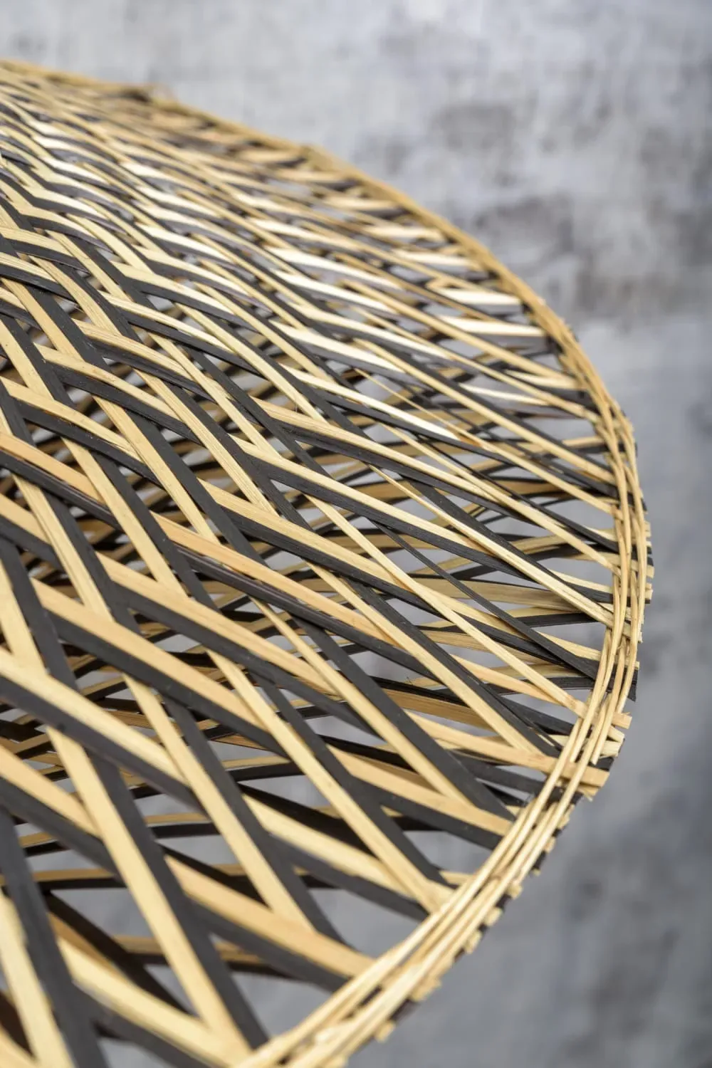 Illustration numéro 3 du produit Plafonnier en bambou D60