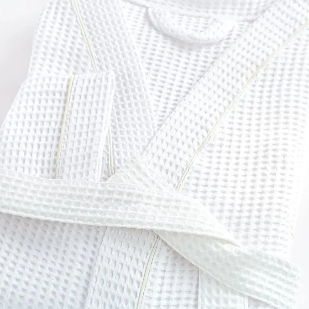 Illustration numéro 3 du produit Peignoir nid d'abeille en coton blanc m