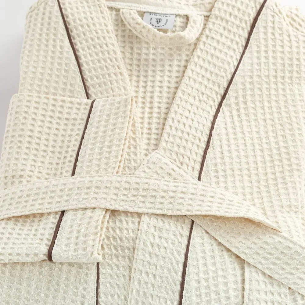 Illustration numéro 3 du produit Peignoir nid d'abeille en coton beige m