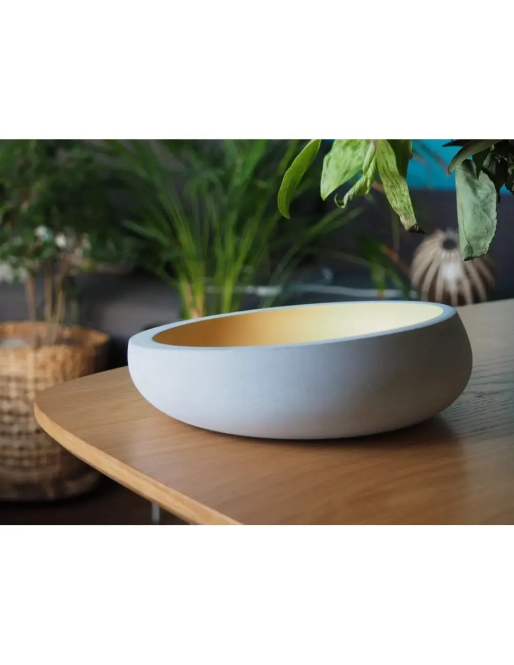 Illustration numéro 3 du produit Videpoche en béton Cream Gold