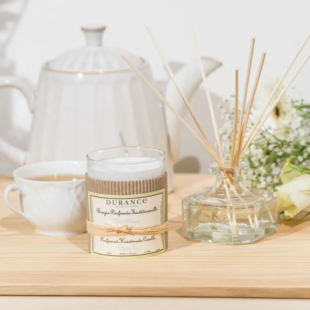 Illustration numéro 3 du produit Bougie parfumée thé blanc