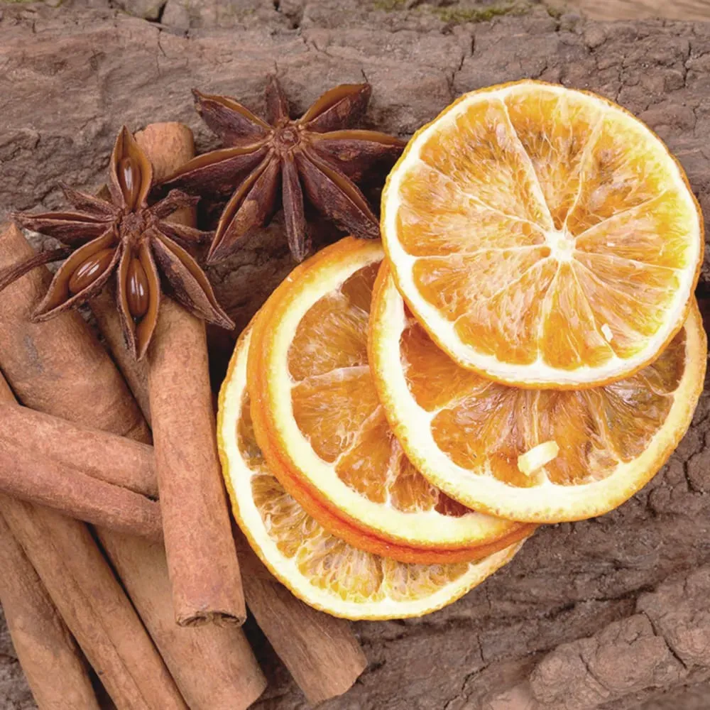 Illustration numéro 3 du produit Bougie parfumée cannelle orange