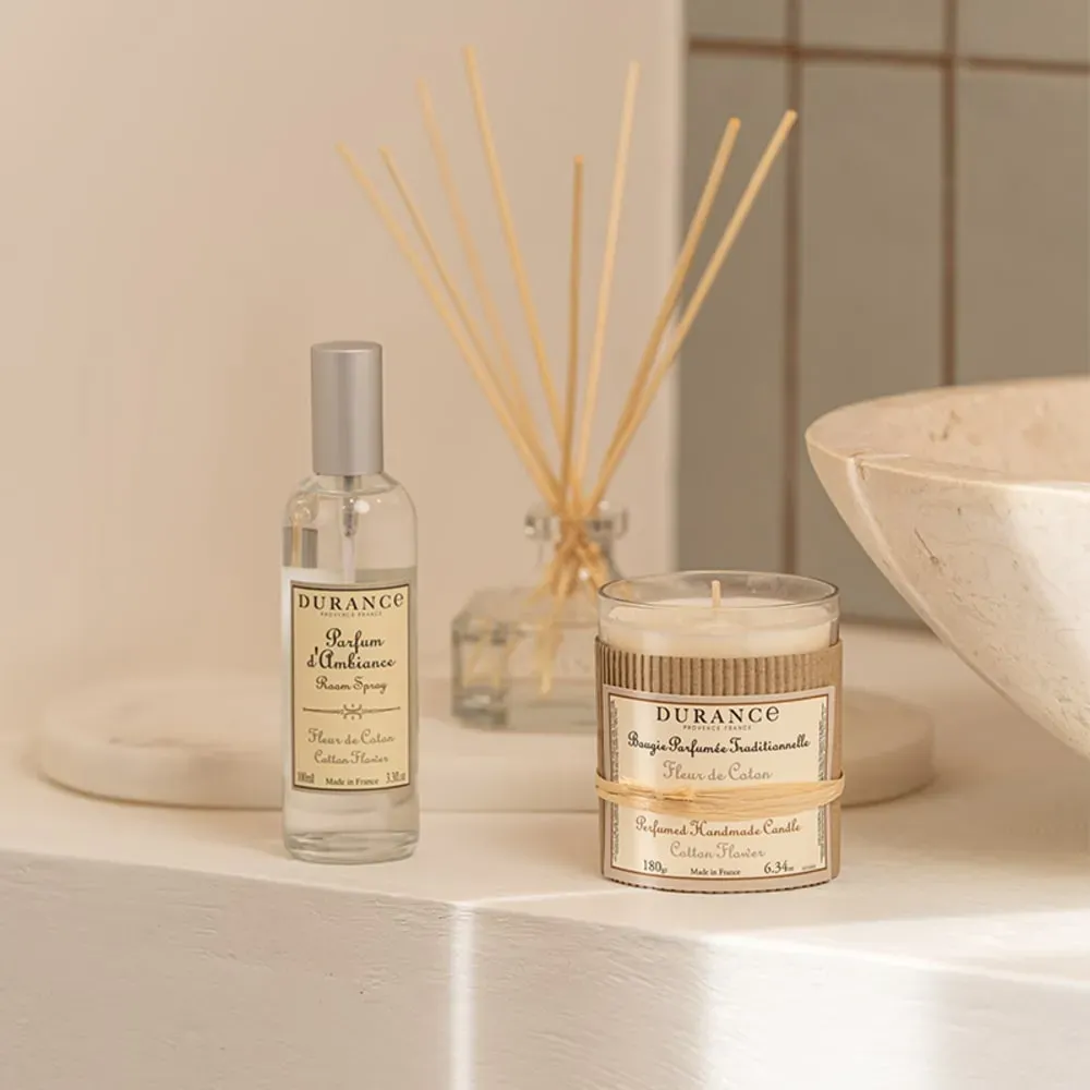 Illustration numéro 3 du produit Bougie parfumée fleur de coton