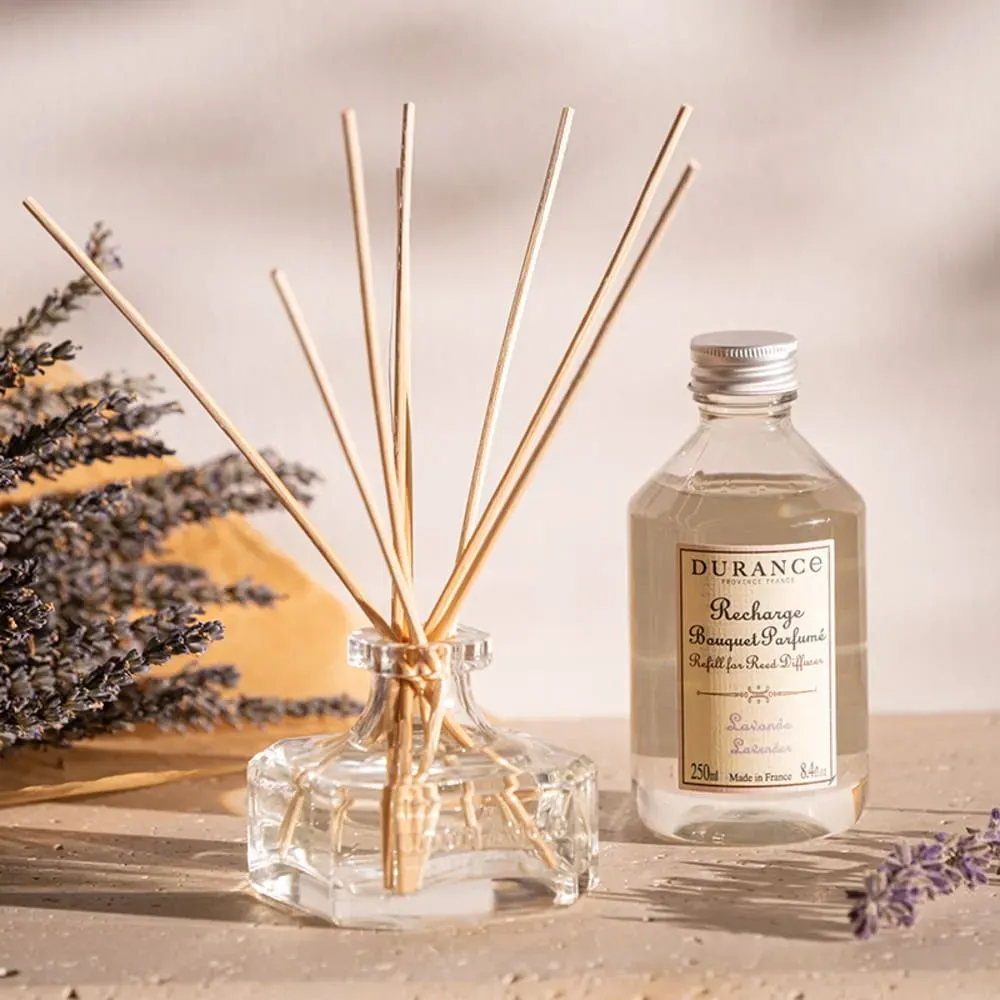 Illustration numéro 3 du produit Bougie parfumée lavande