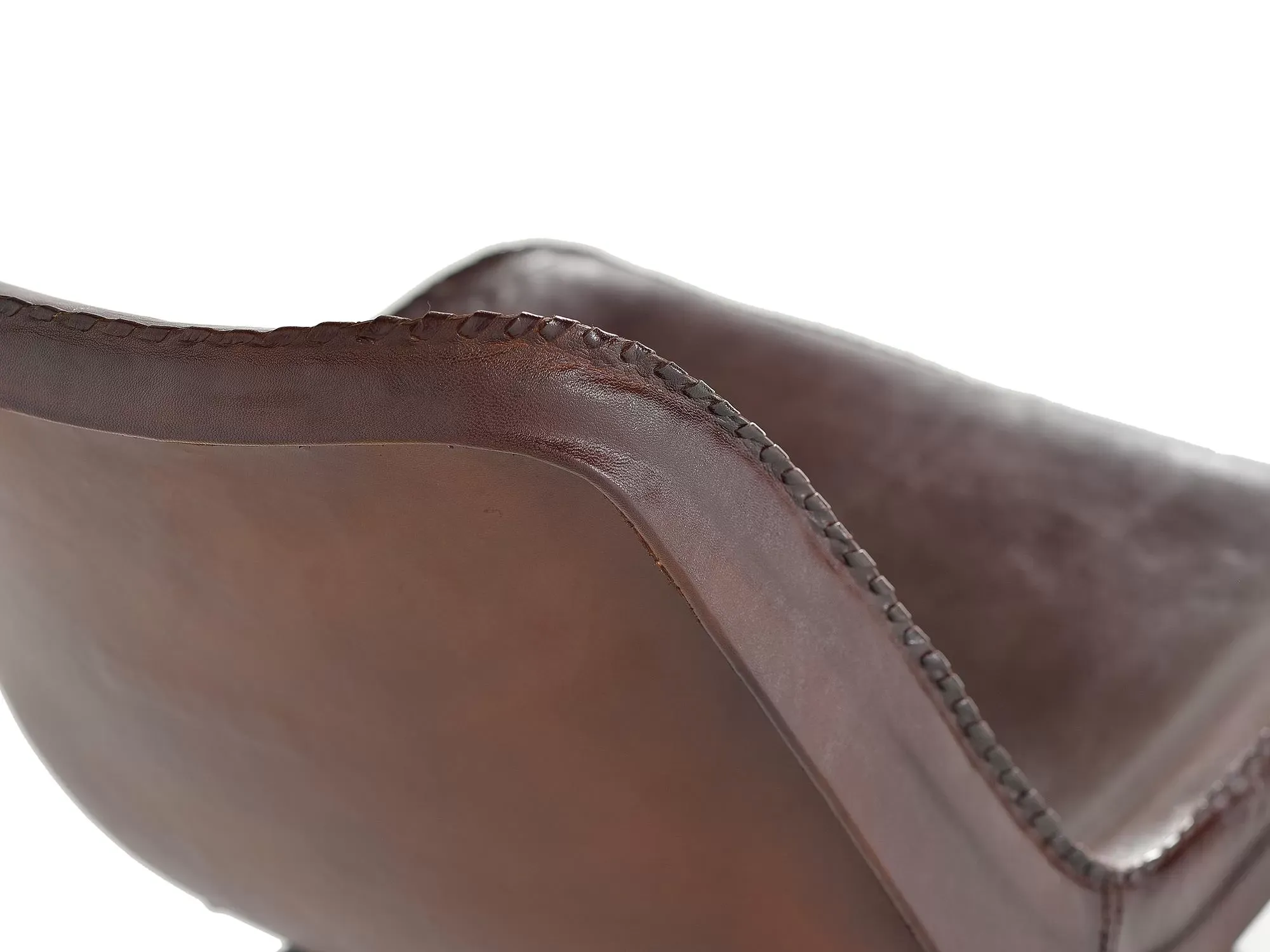 Illustration numéro 3 du produit Chaise de style industriel recouverte de cuir naturel