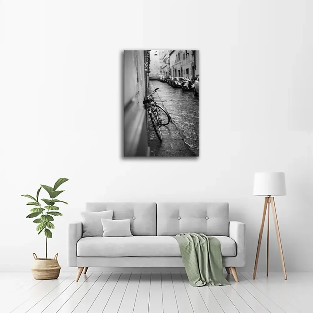 Illustration numéro 3 du produit Tableau impression sur toile vélo appuyé contre le mur 60x90cm