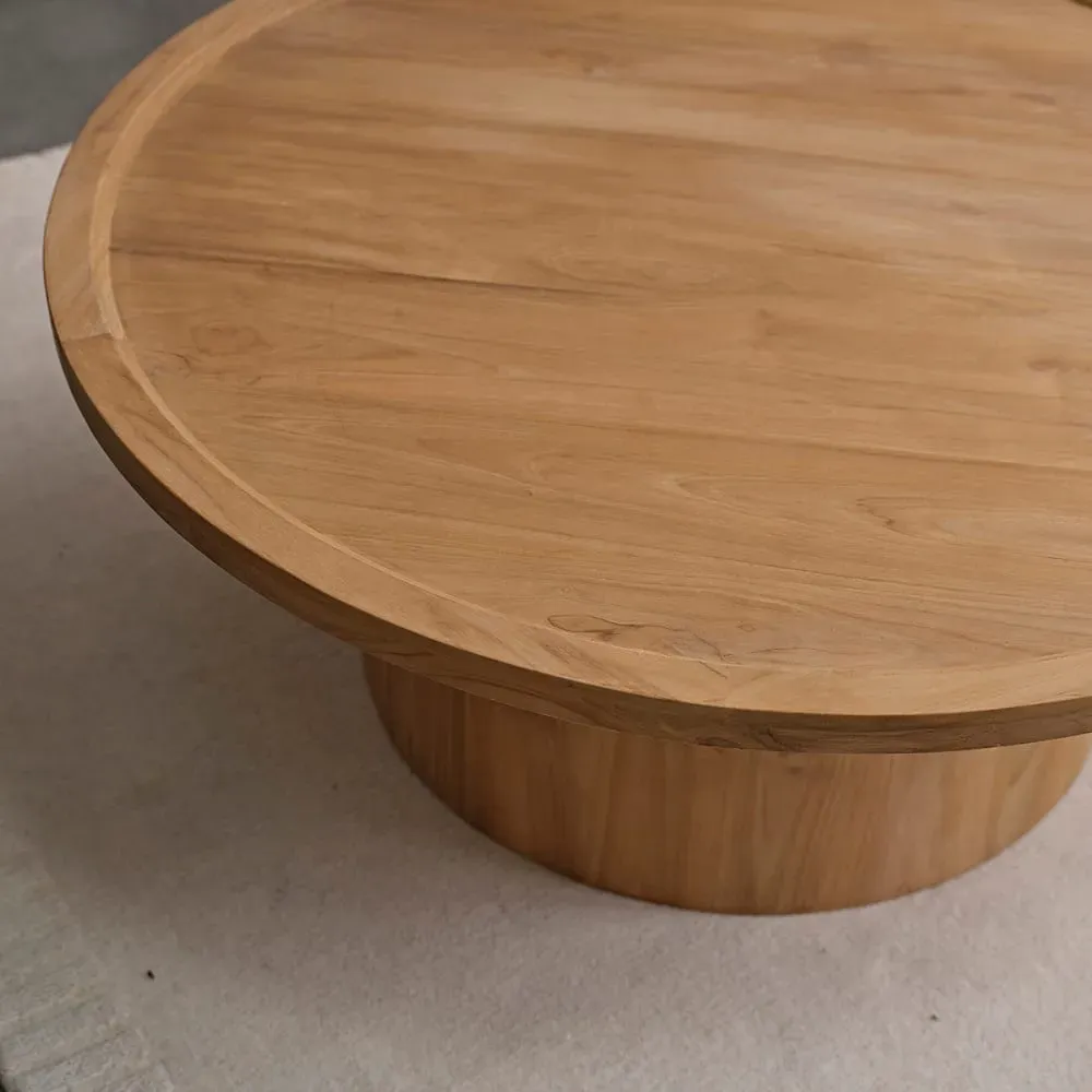 Illustration numéro 3 du produit Table basse en teck massif ronde