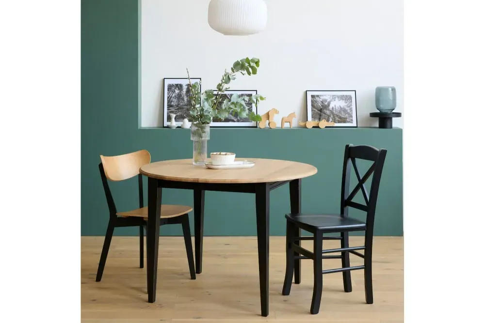 Illustration numéro 3 du produit Table ronde 6 pieds fuseau D105 + 3 rallonges bois noir