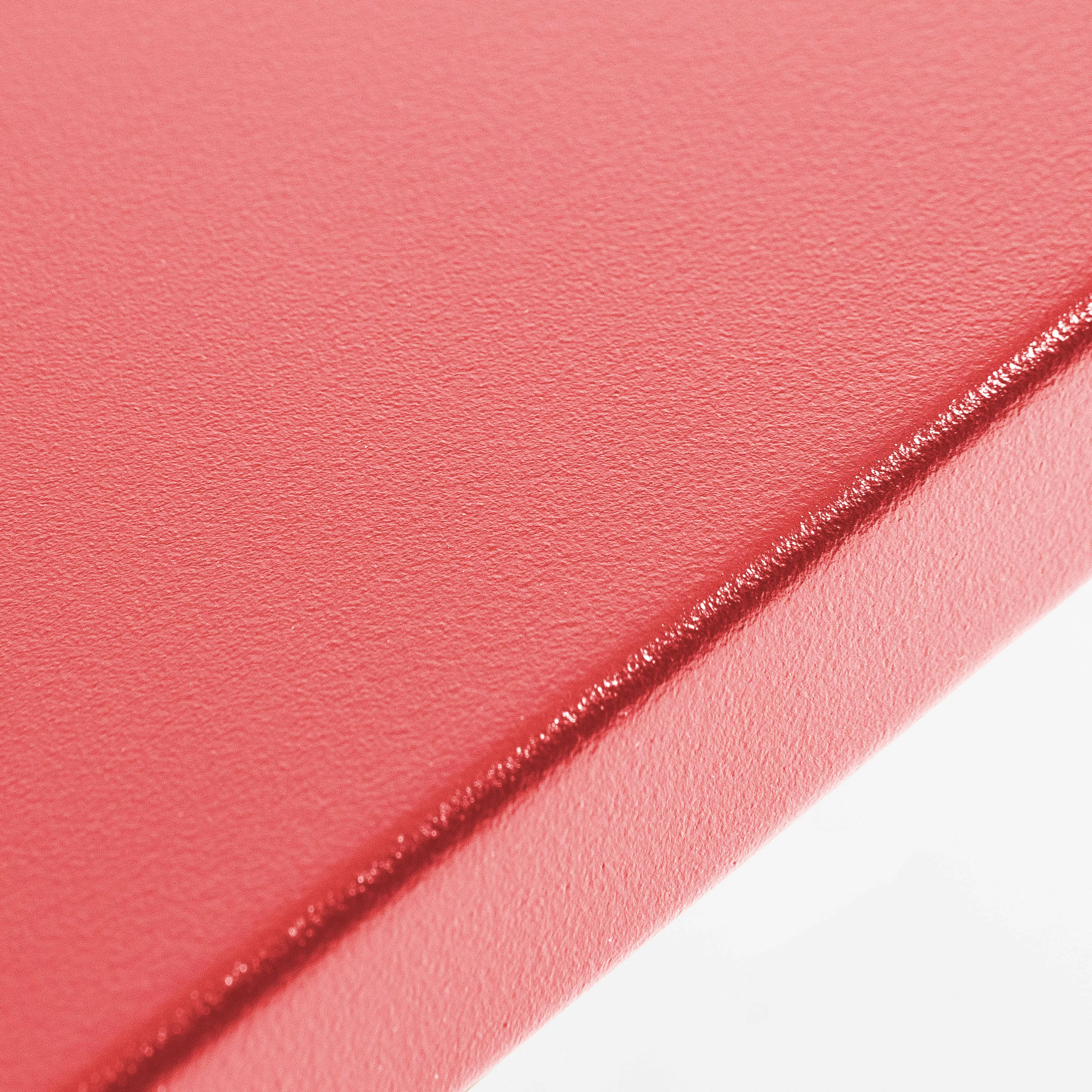 Illustration numéro 3 du produit Ensemble table de jardin carrée et 2 fauteuils acier rouge