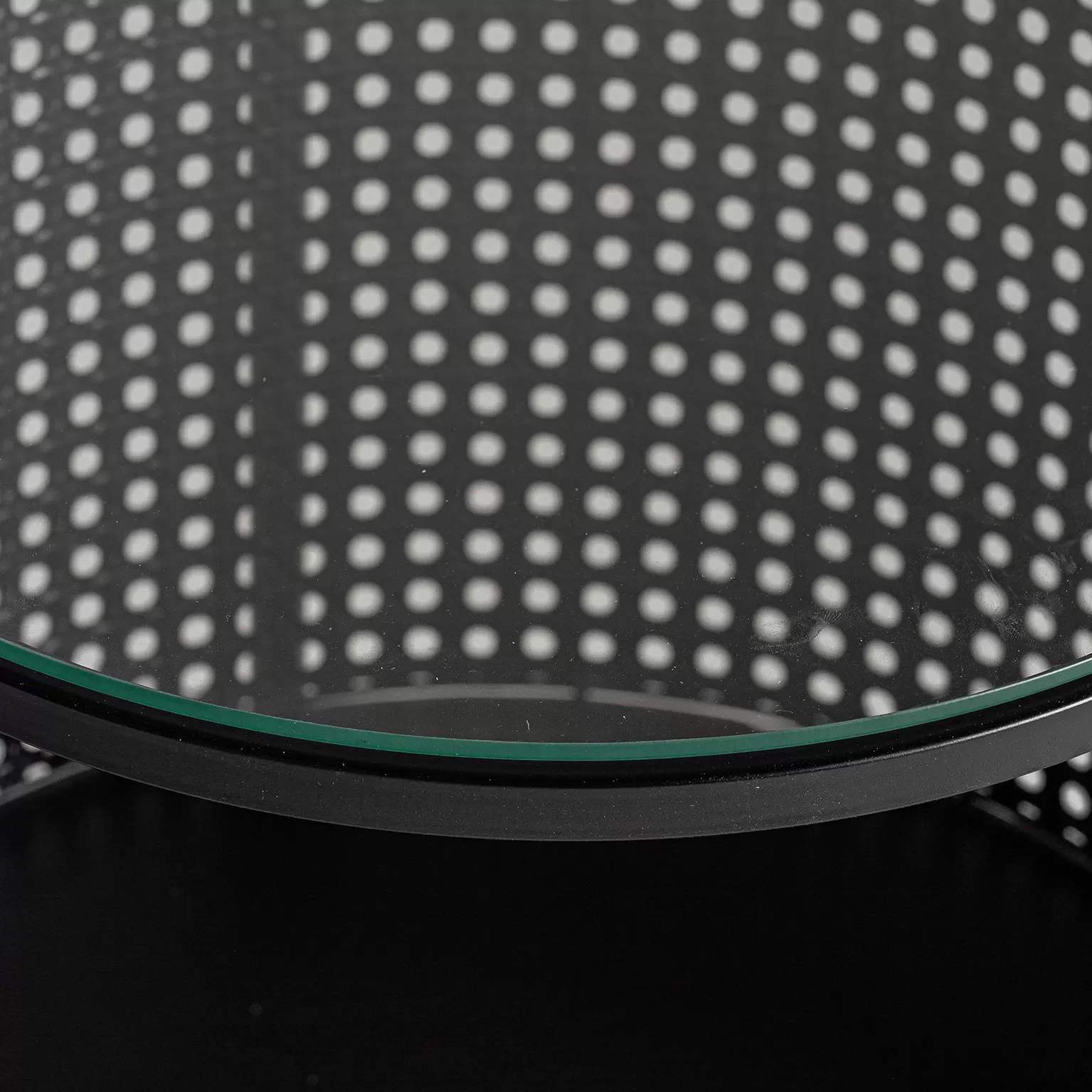 Illustration numéro 3 du produit Table basse en fer noir 44x44x50 cm