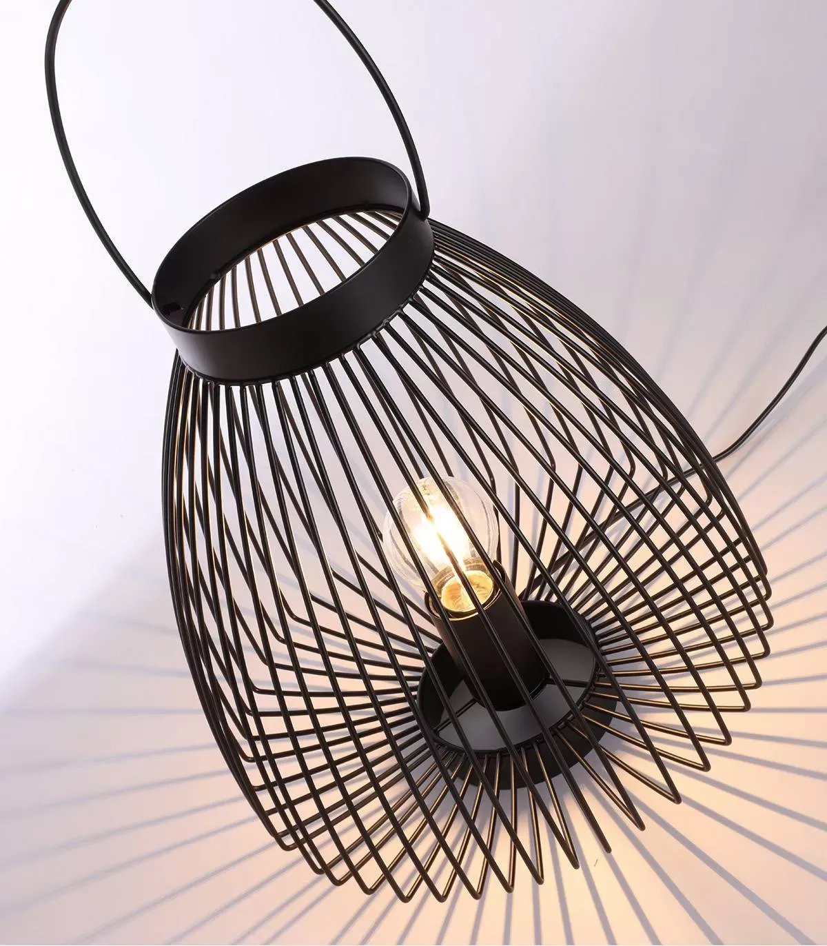 Illustration numéro 3 du produit en métal noir, h. 31 cm