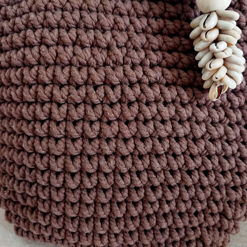 Illustration numéro 3 du produit Mini sac en crochet, marron