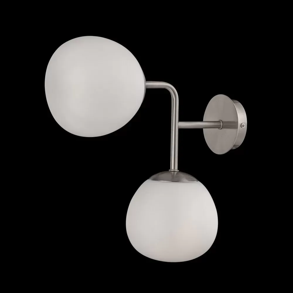 Illustration numéro 3 du produit Applique 2 lumières avec structure en métal nickel et sphères en verre