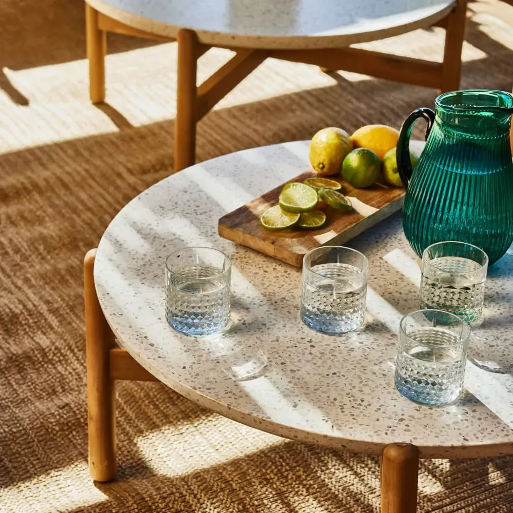 Illustration numéro 3 du produit Lot de 2 tables basses en bois et terrazzo