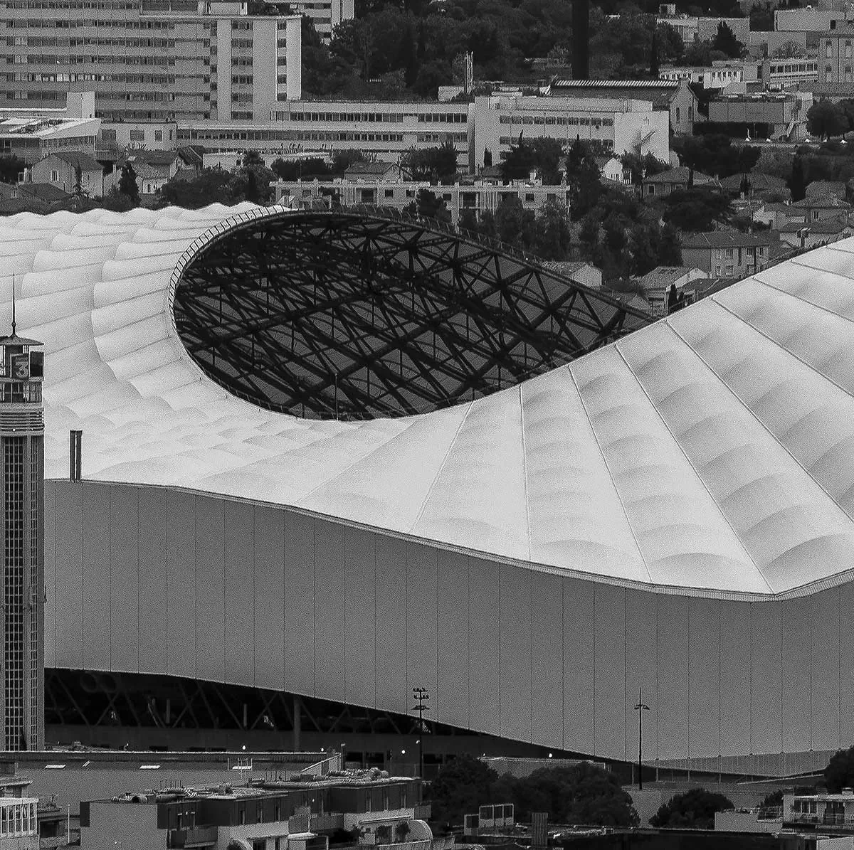 Illustration numéro 3 du produit Tableau photo VélodRome toile imprimée 120x80 cm