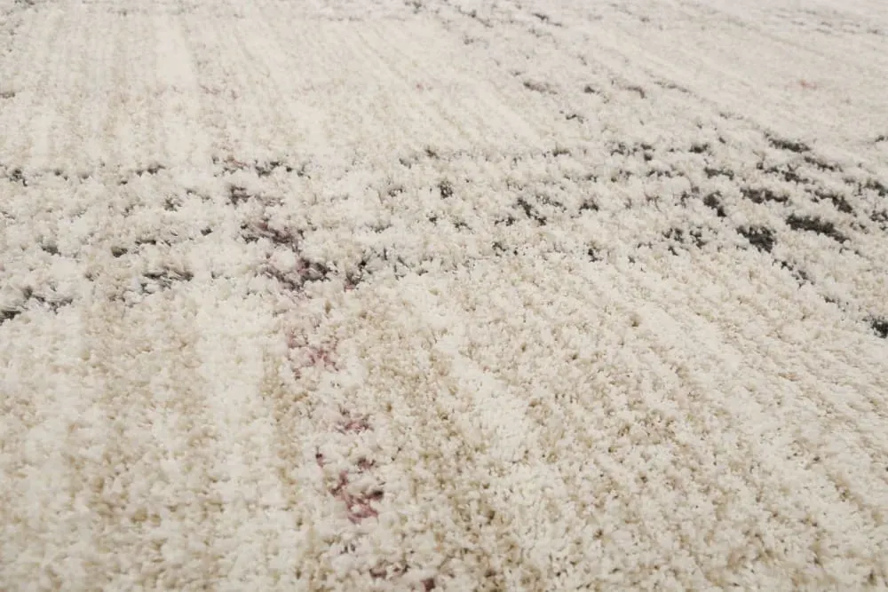 Illustration numéro 3 du produit Tapis à poils longs tartan beige et gris 133x200