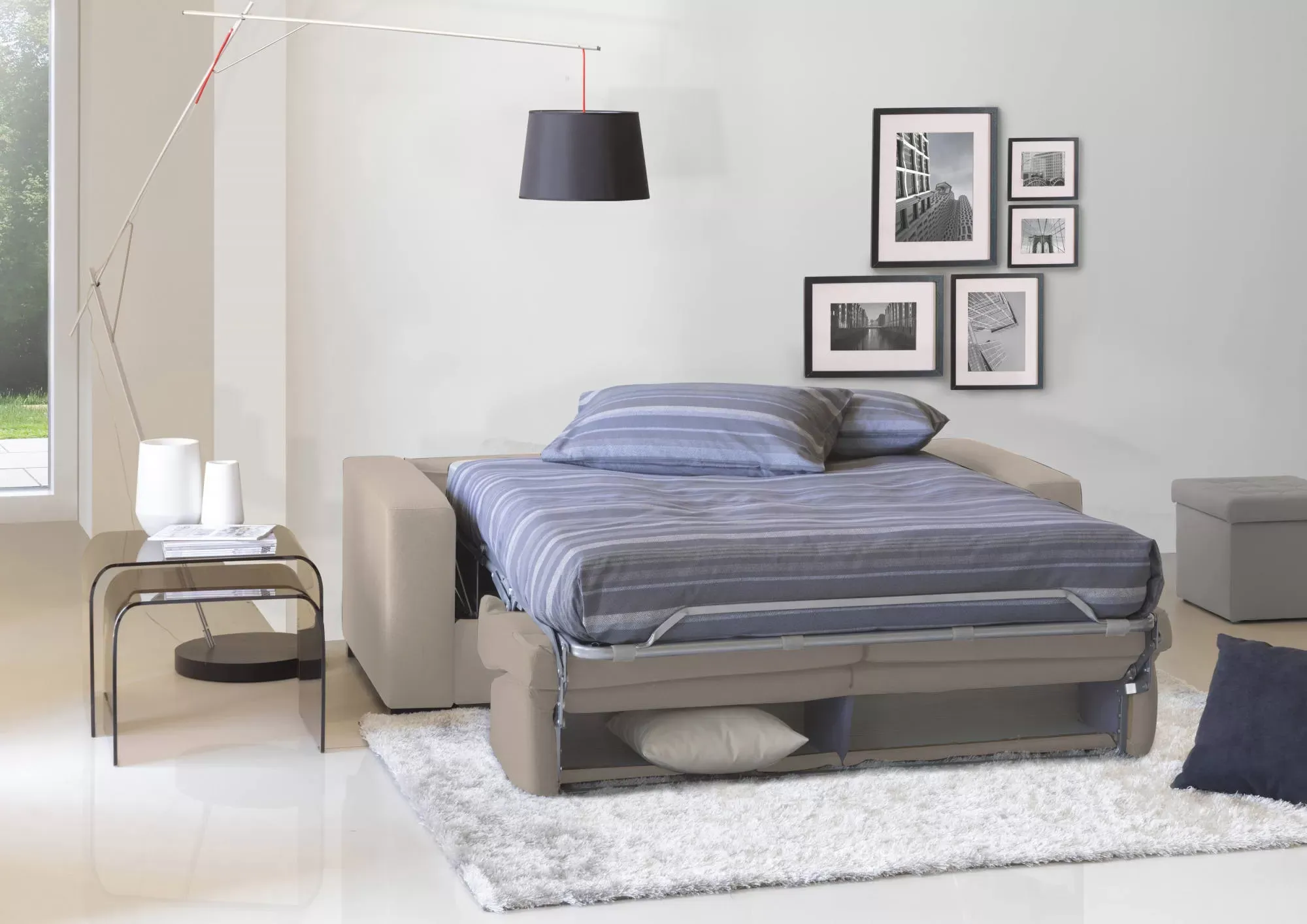 Illustration numéro 3 du produit Canapé lit 2 places en tissu tourterelle 180x95 cm