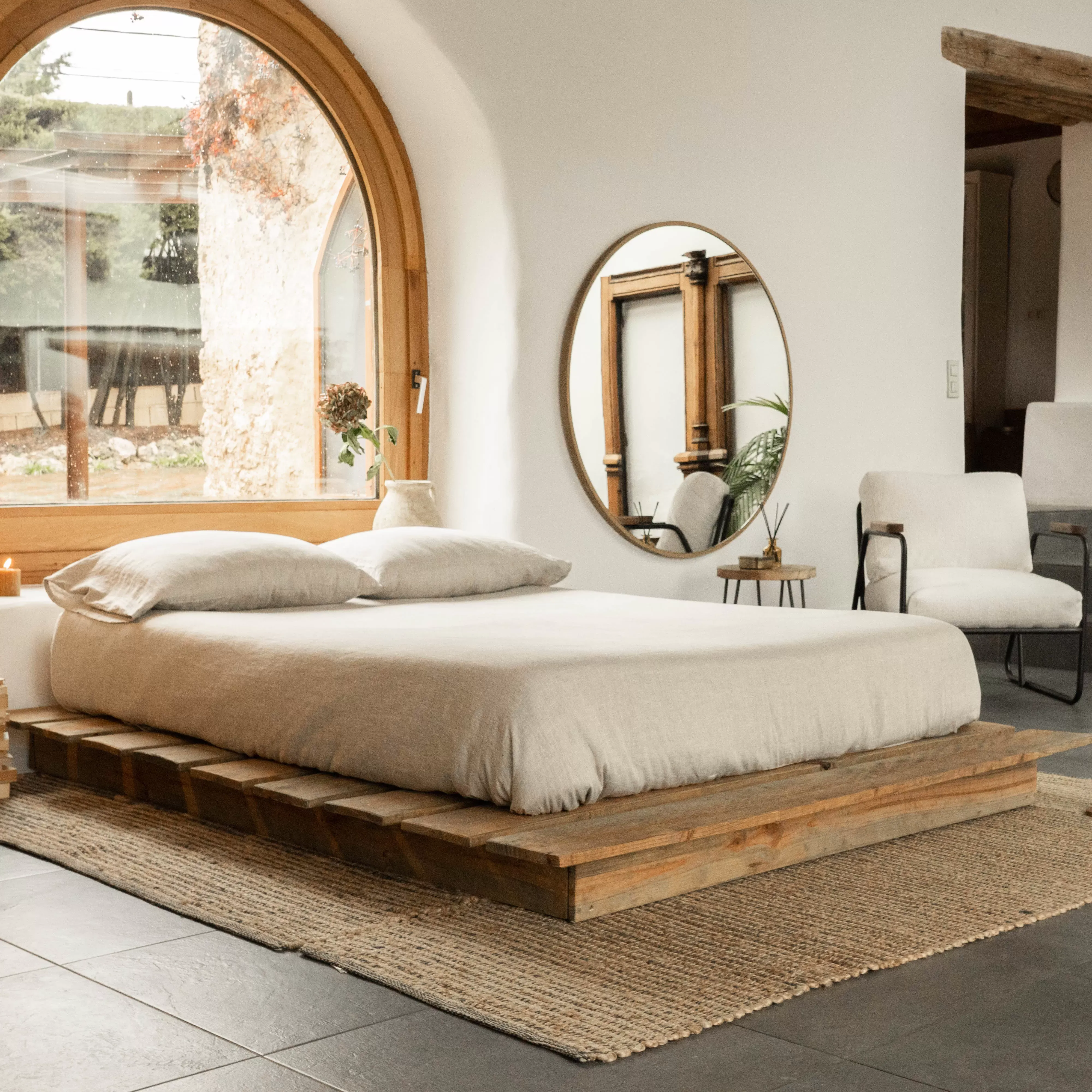 Illustration numéro 3 du produit Tatami double en bois massif de couleur marron 150 cm