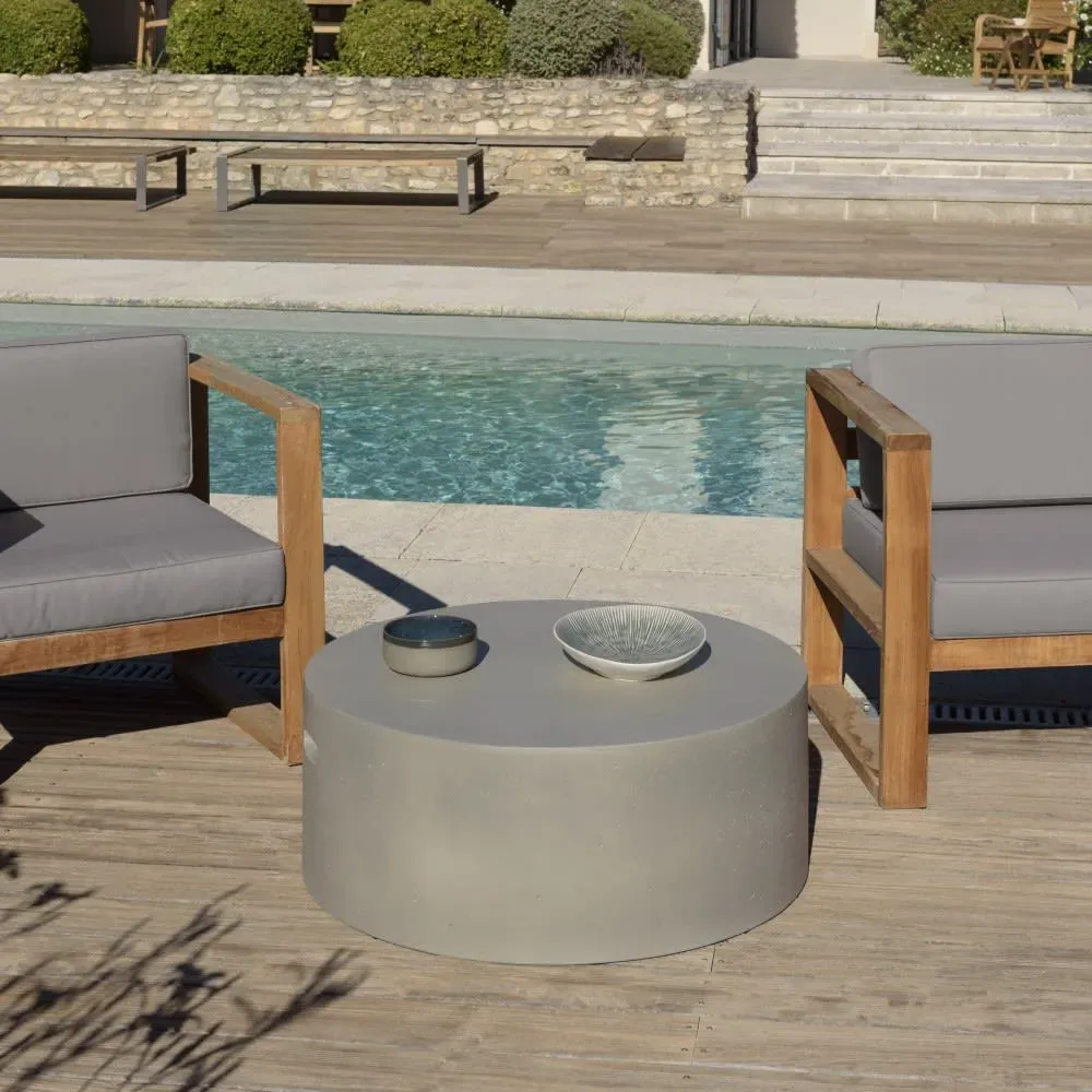 Illustration numéro 3 du produit Table basse de jardin ronde béton D79 cm