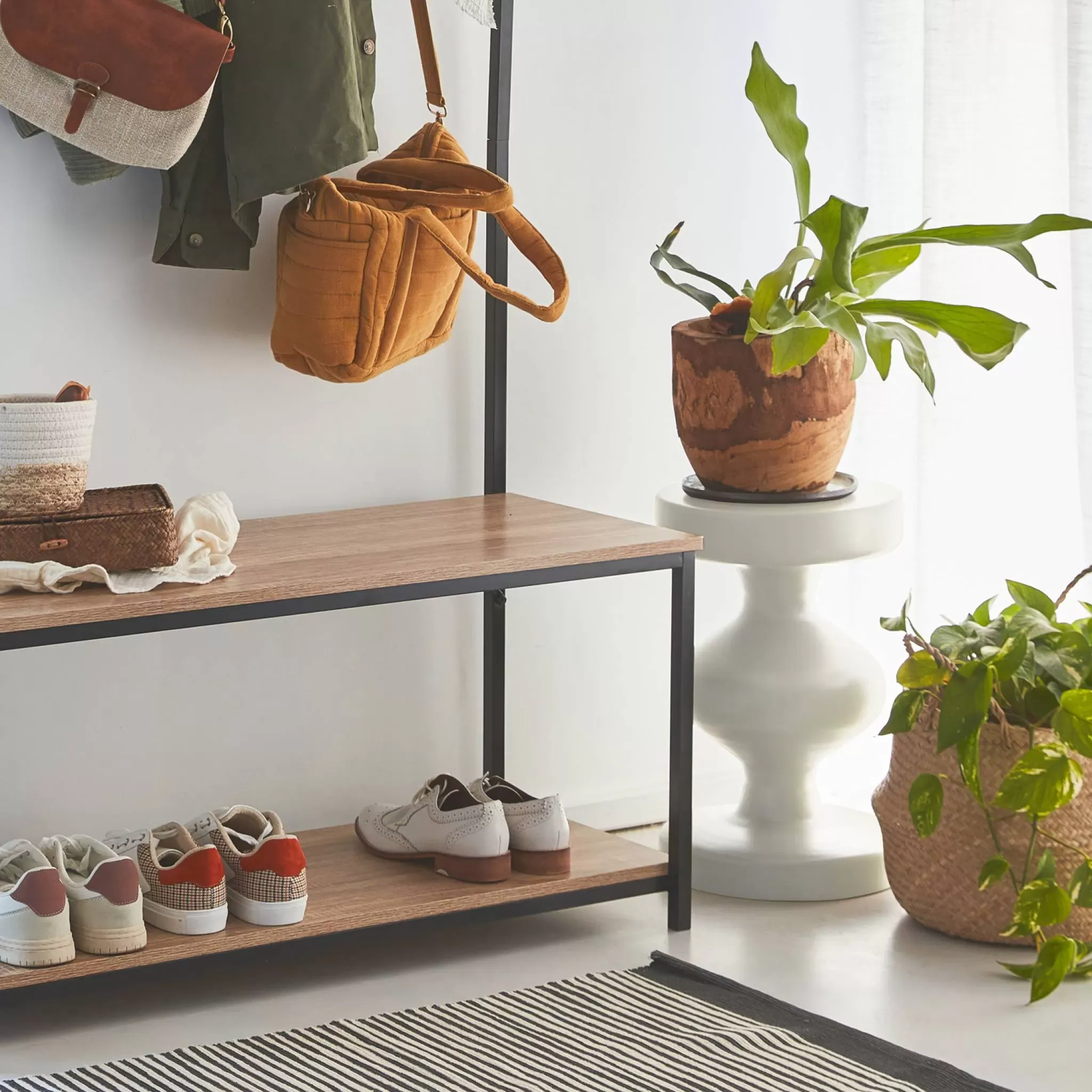 Illustration numéro 3 du produit Table d'appoint en métal D29,5