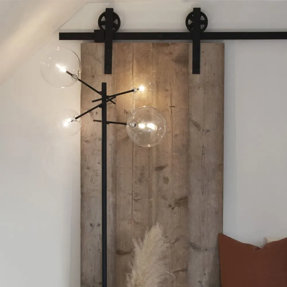 Illustration numéro 3 du produit Lampadaire pour le salon à la hauteur noire 190 cm en métal