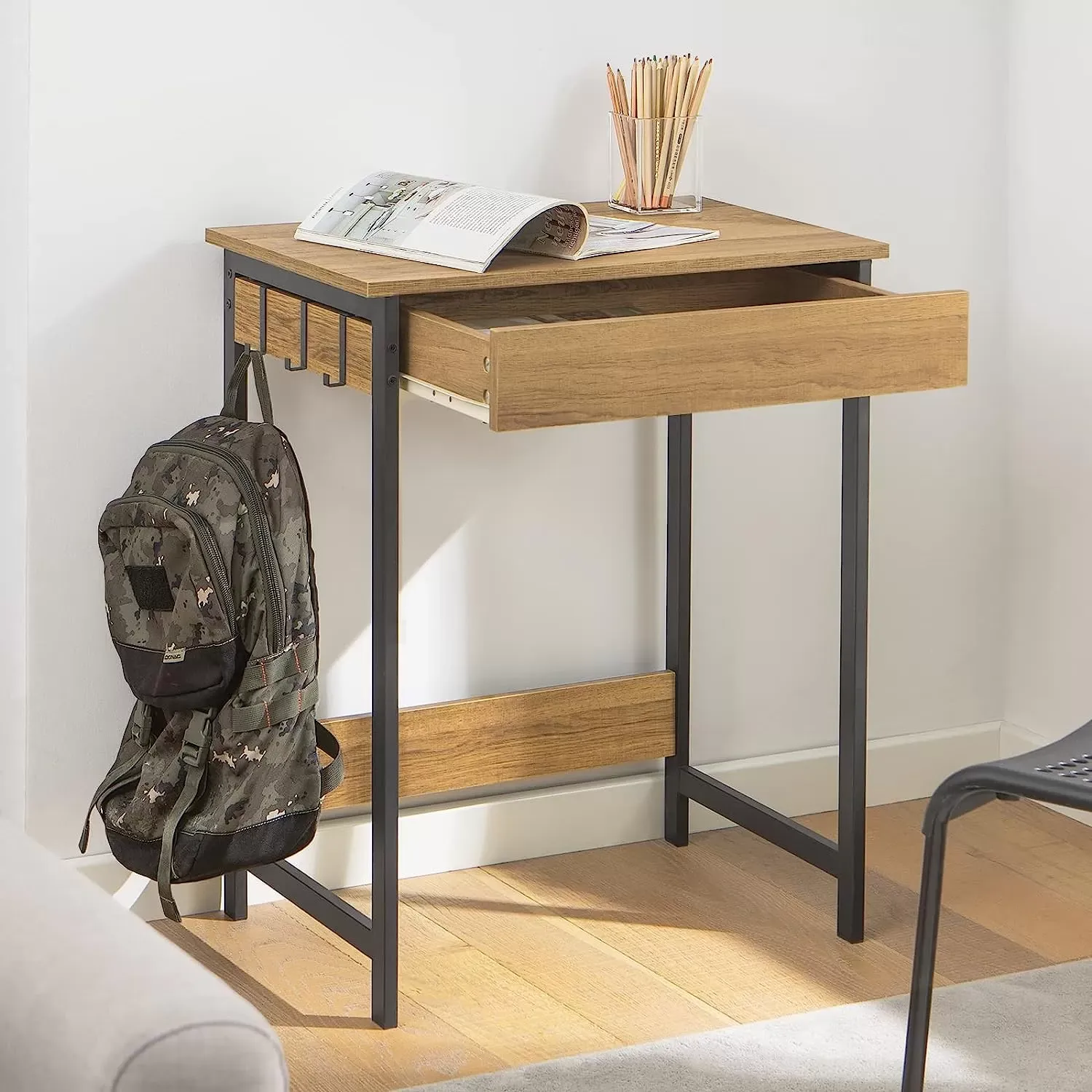 Illustration numéro 3 du produit Bureau informatique cadre en métal avec 1 tiroir