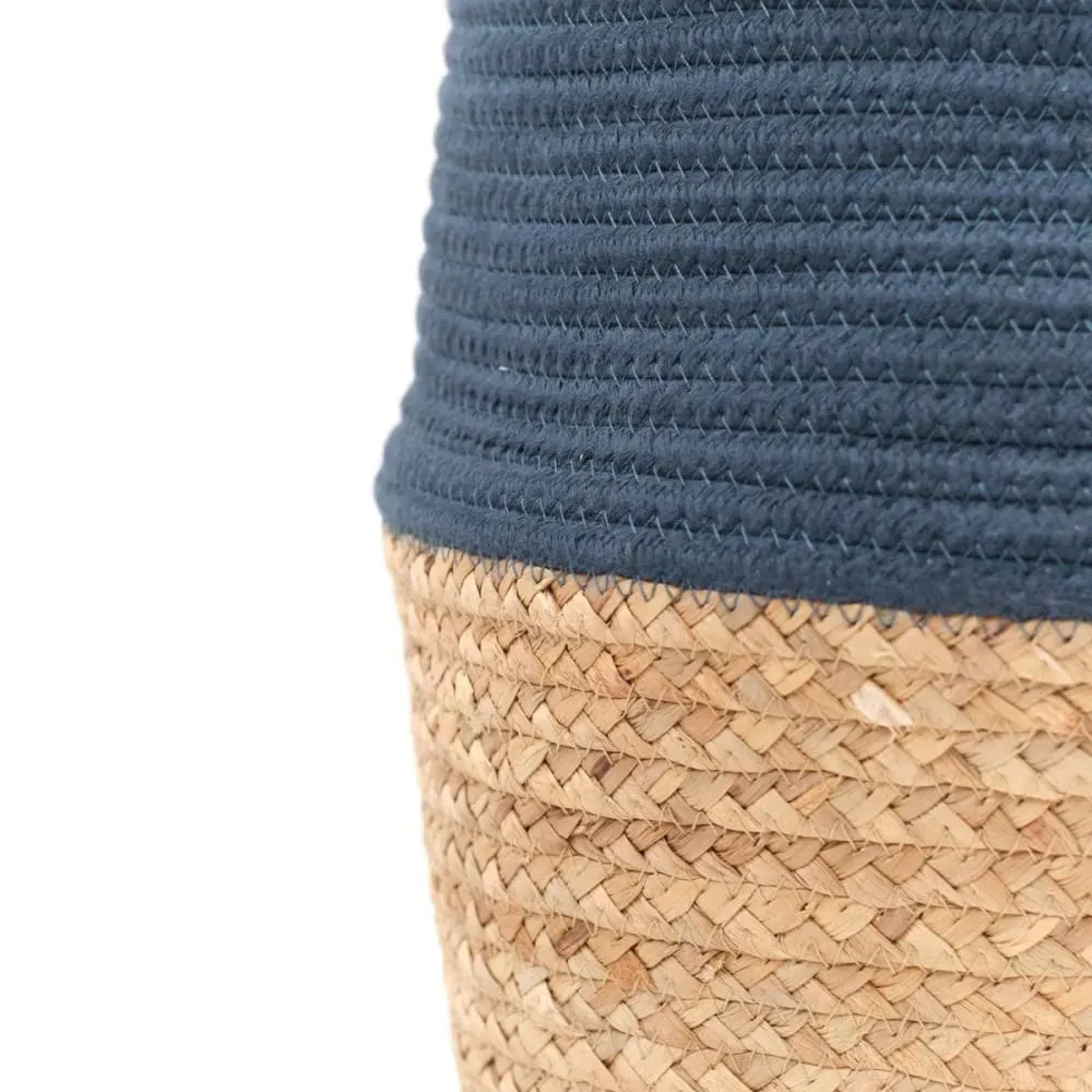 Illustration numéro 3 du produit Panier long tressé coton uni  30x50 cm