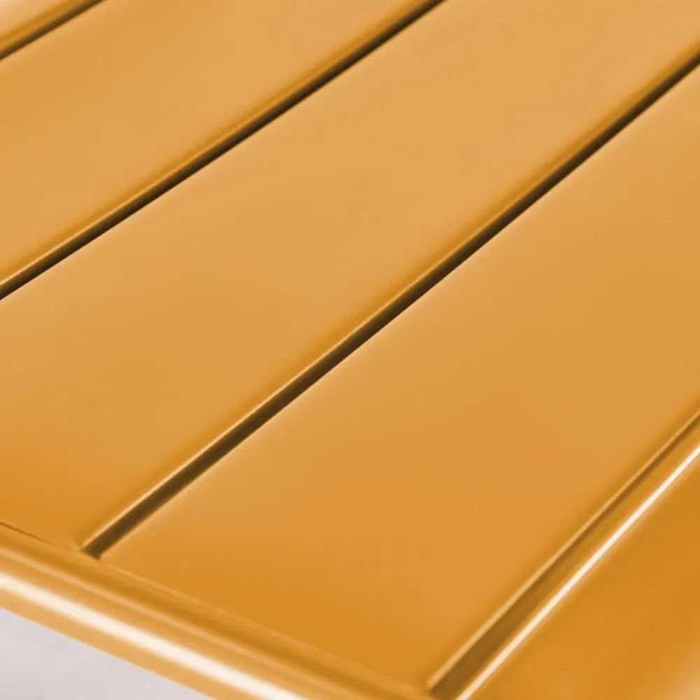 Illustration numéro 3 du produit Repose pied en métal jaune